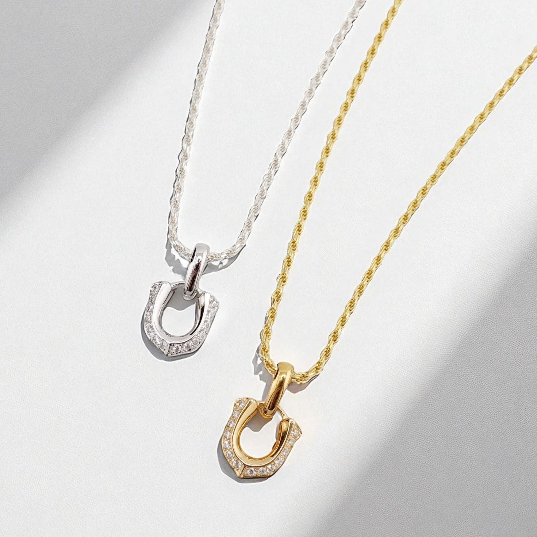 ホースシューモチーフ