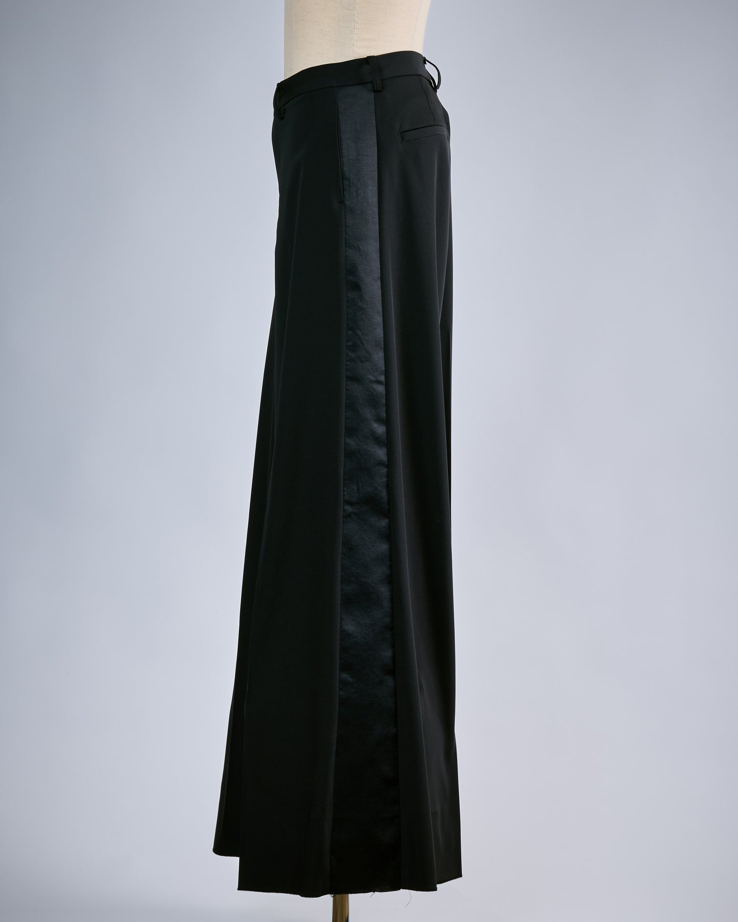 先行予約4-5月入荷予定【THE ONENESS ザ・ワンネス】OJ-DBP01-903 Wide Slacks 10/26締切