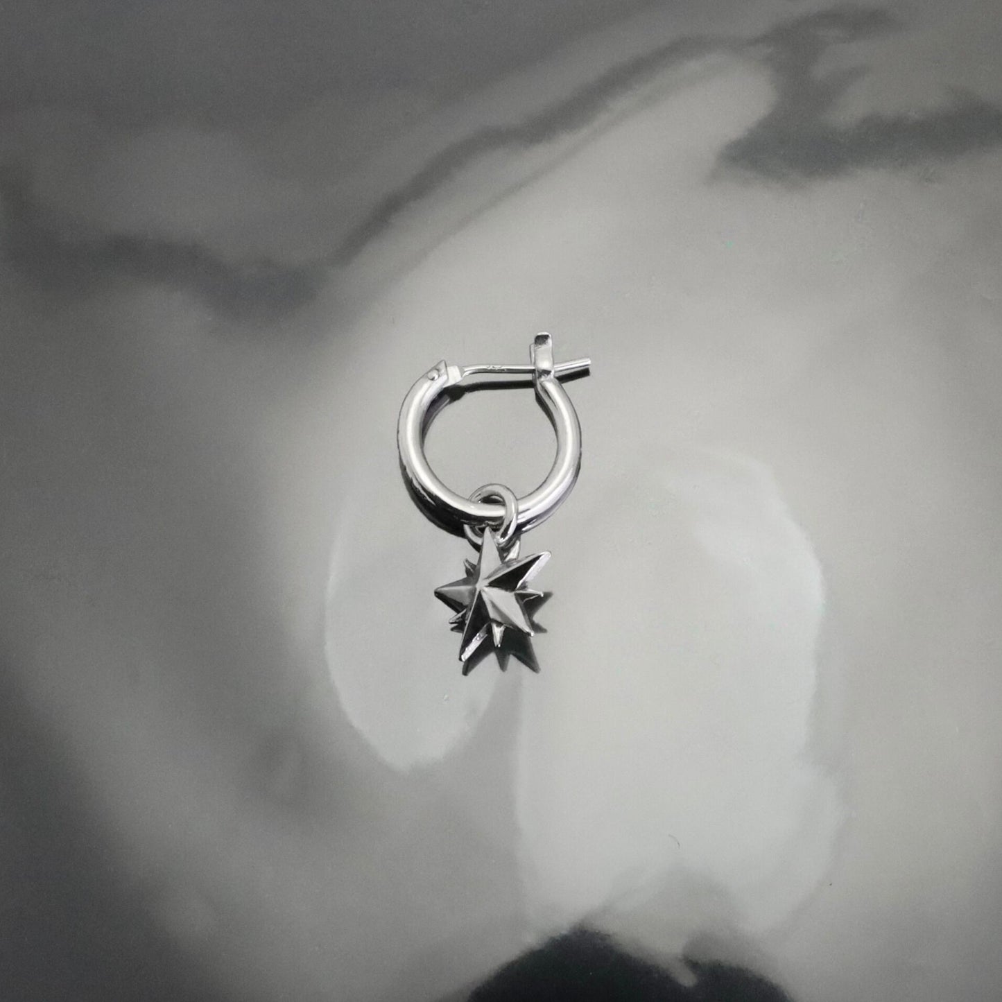 【GODSIZE ゴッドサイズ】 THIN HOOP with 10P STAR/1.8mm