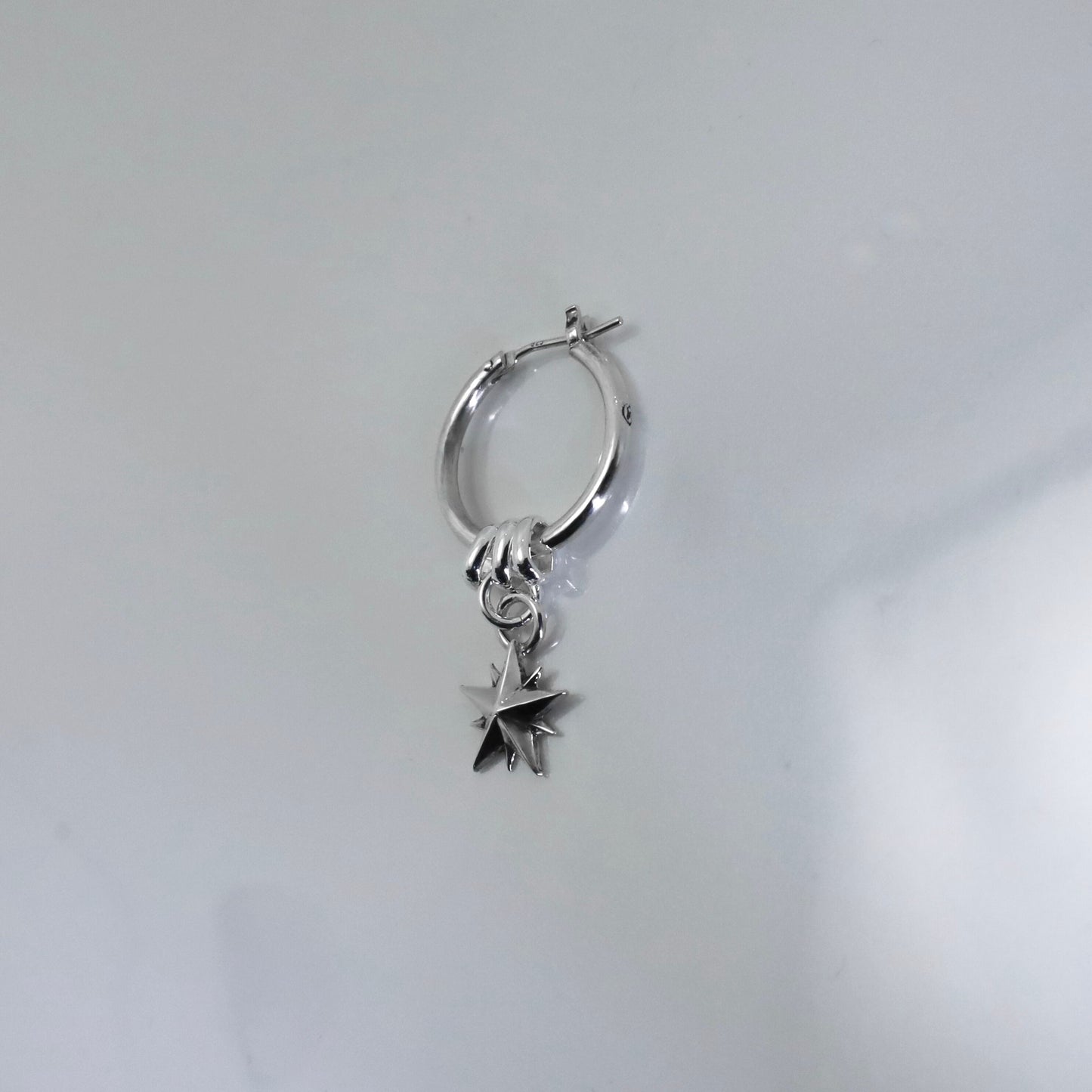 【GODSIZE ゴッドサイズ】 THIN HOOP with OVAL & 10P STAR/1.8mm