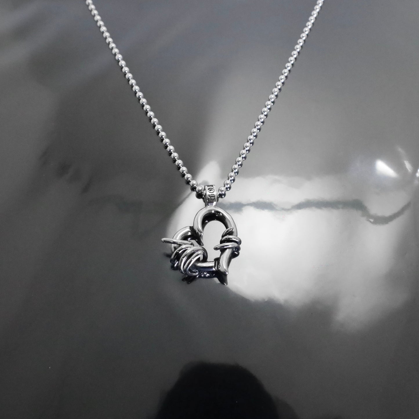 【GODSIZE ゴッドサイズ】 GS-675PD THORNY HEART PENDANT / ソーニーハートペンダント