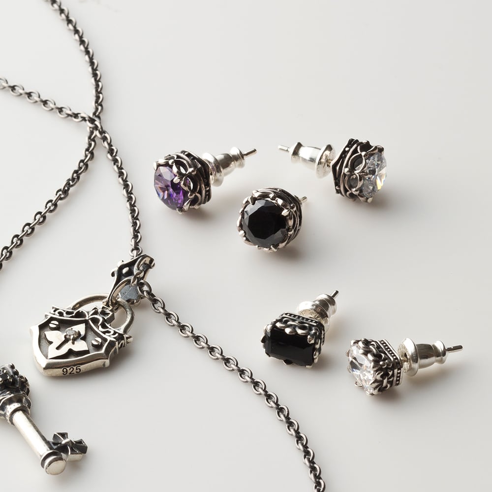 【Artemis Kings アルテミスキングス】AKE0037 クラウンストーンスタッドCL