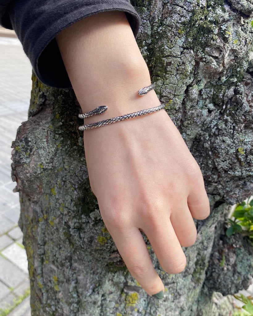 【GODSIZE ゴッドサイズ】GS-1310B TWO HEADED SNAKE BANGLE