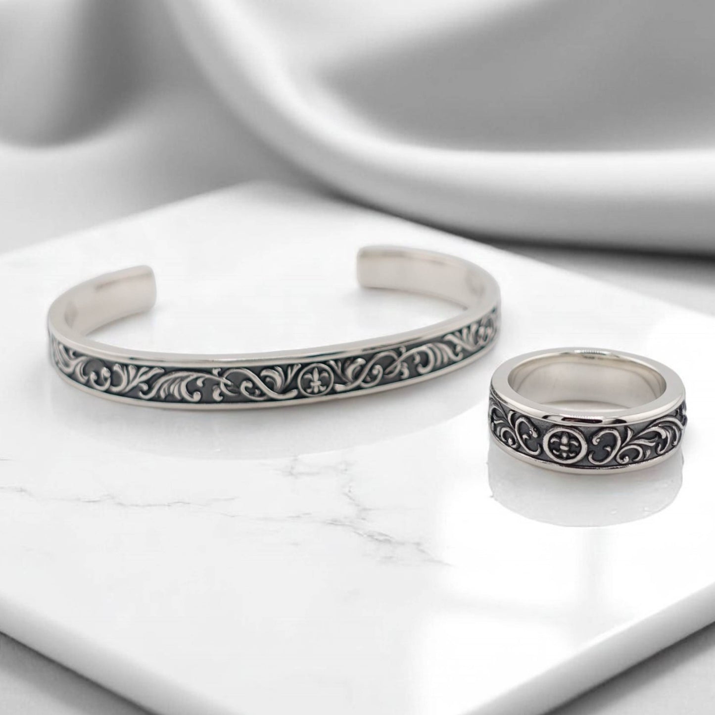 【 Bastille バスティーユ】BHAB-026 : Nea Lily Bangle ネアリリーバングル