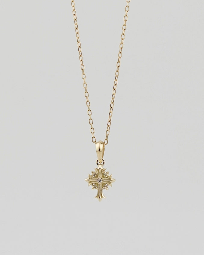 【Bastille バスティーユ】BHAP-058：petite louix croix K18YG w/Dia プチルイクルワ