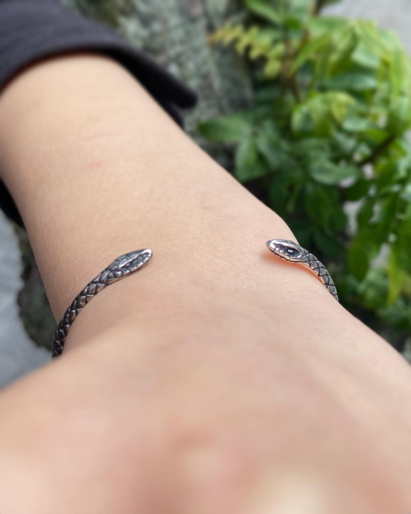 【GODSIZE ゴッドサイズ】GS-1310B TWO HEADED SNAKE BANGLE