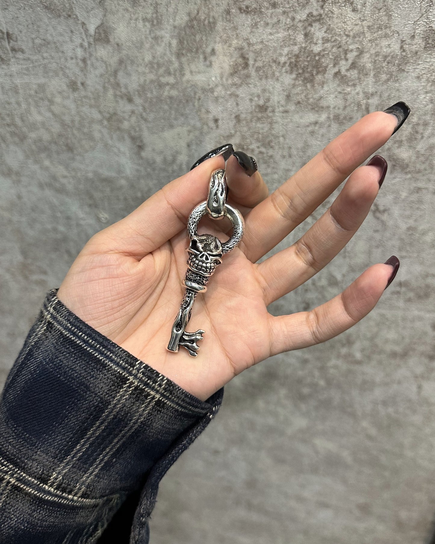 【STARLINGEAR スターリンギア】STP007 レーミングスケルトンキーペンダント w/フレイムリンク