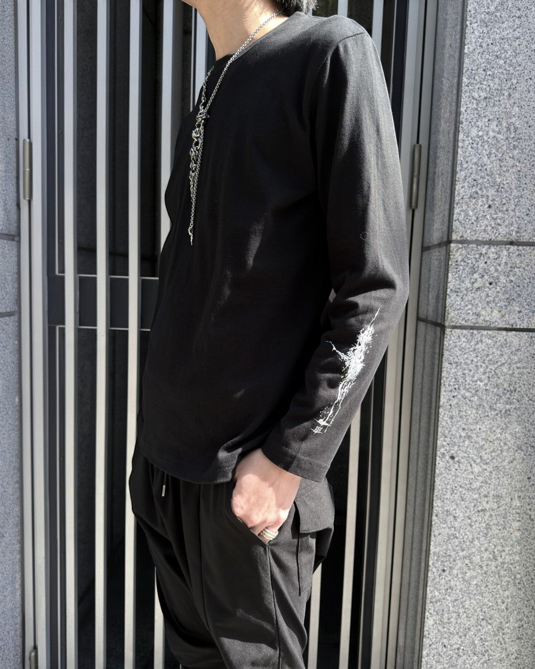 【Dirge ist TAUJAN ダージュ イスト タウジャン】ロングTシャツ