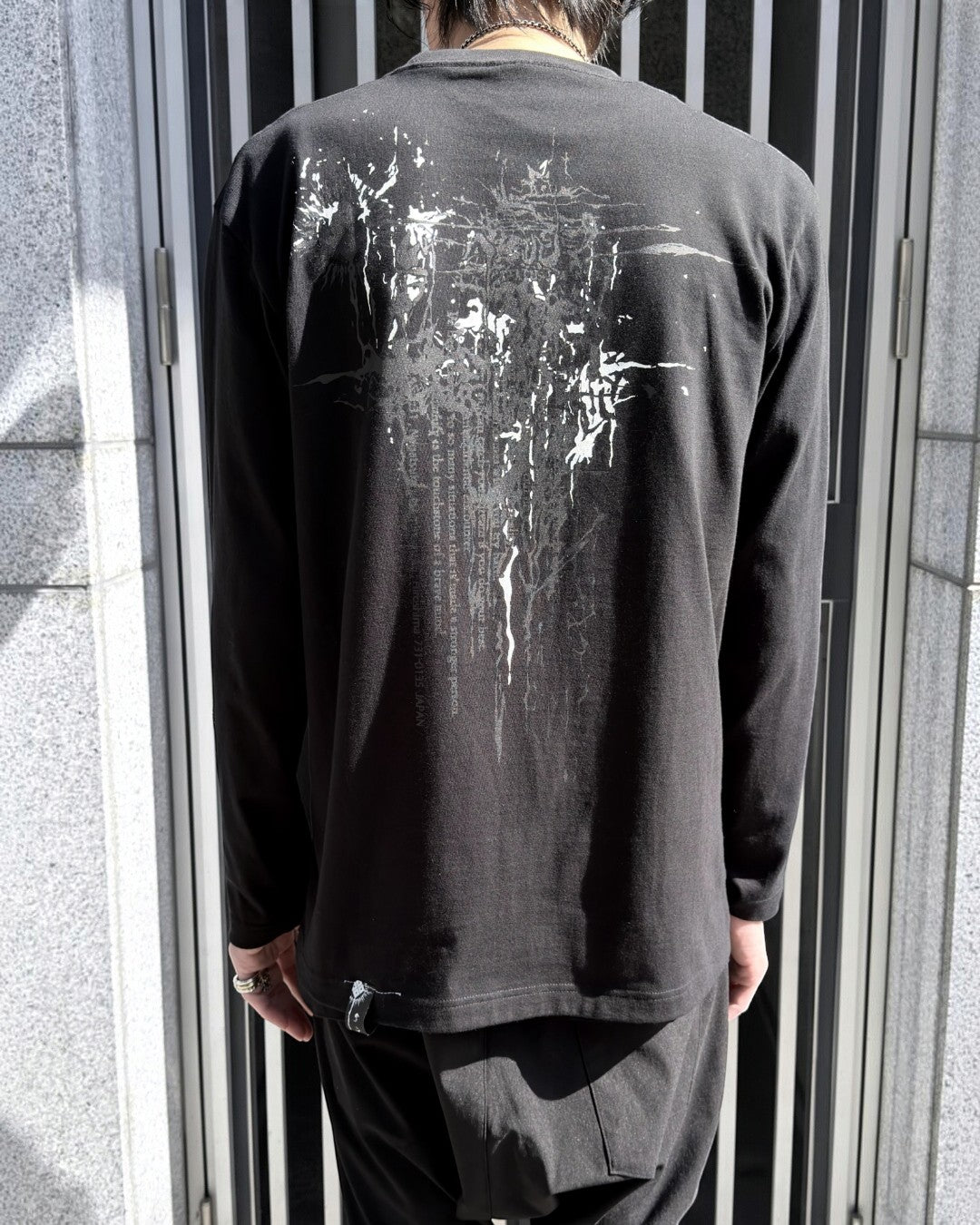 【Dirge ist TAUJAN ダージュ イスト タウジャン】ロングTシャツ