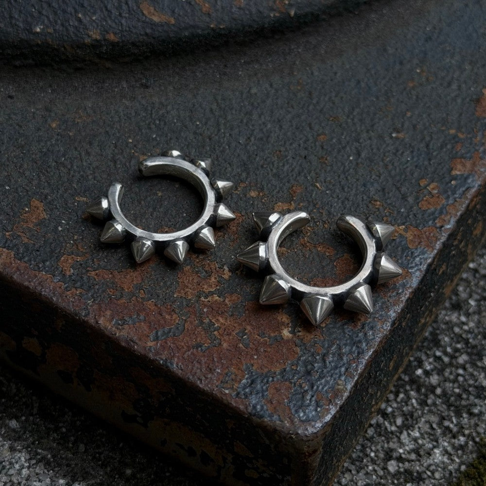 【Rat Race ラットレース】SHEC-1 Studs Ear Cuff -C5