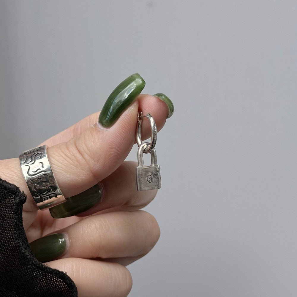 2026AW先行予約【GODSIZE ゴッドサイズ】GS-THP-P THIN HOOP with PADLOCK
