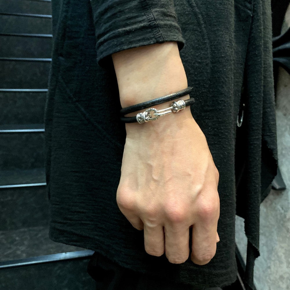 【GODSIZE ゴッドサイズ】GS-409LB LEATHER BRACELET PIPE HOOK BRACELET
