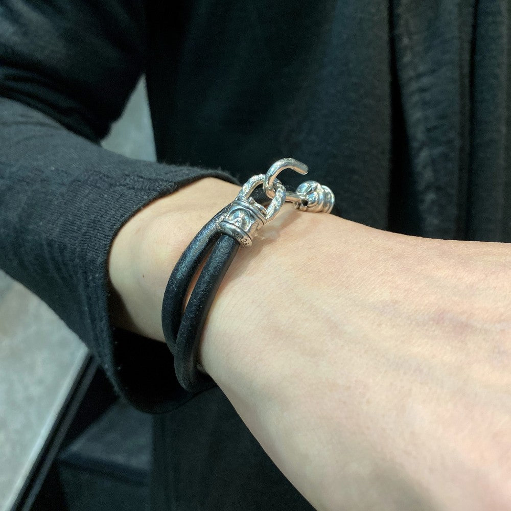 【GODSIZE ゴッドサイズ】GS-409LB LEATHER BRACELET PIPE HOOK BRACELET