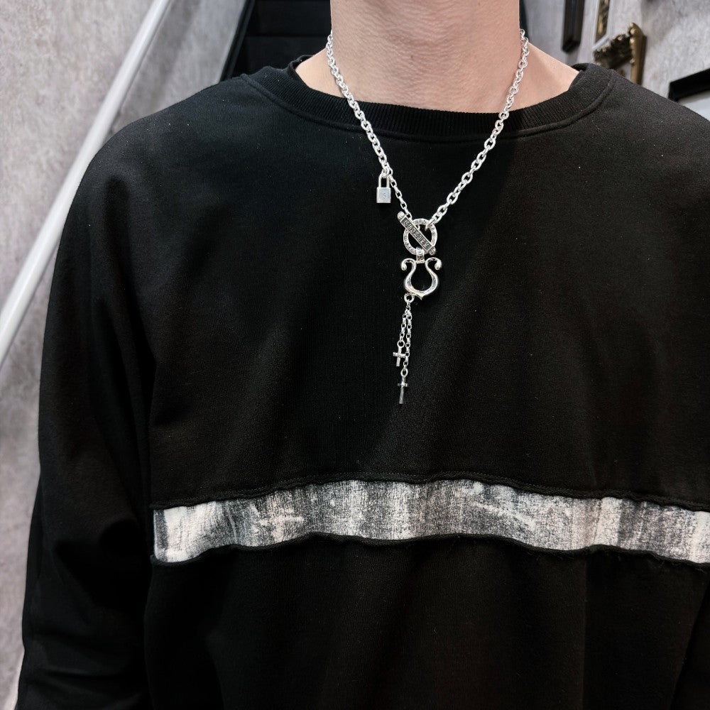 2026AW先行予約【GODSIZE ゴッドサイズ】GS-CLCN-TB10 RHYTHMIC HORSESHOE LARGE with CROSSES T-BAR NECKLACE