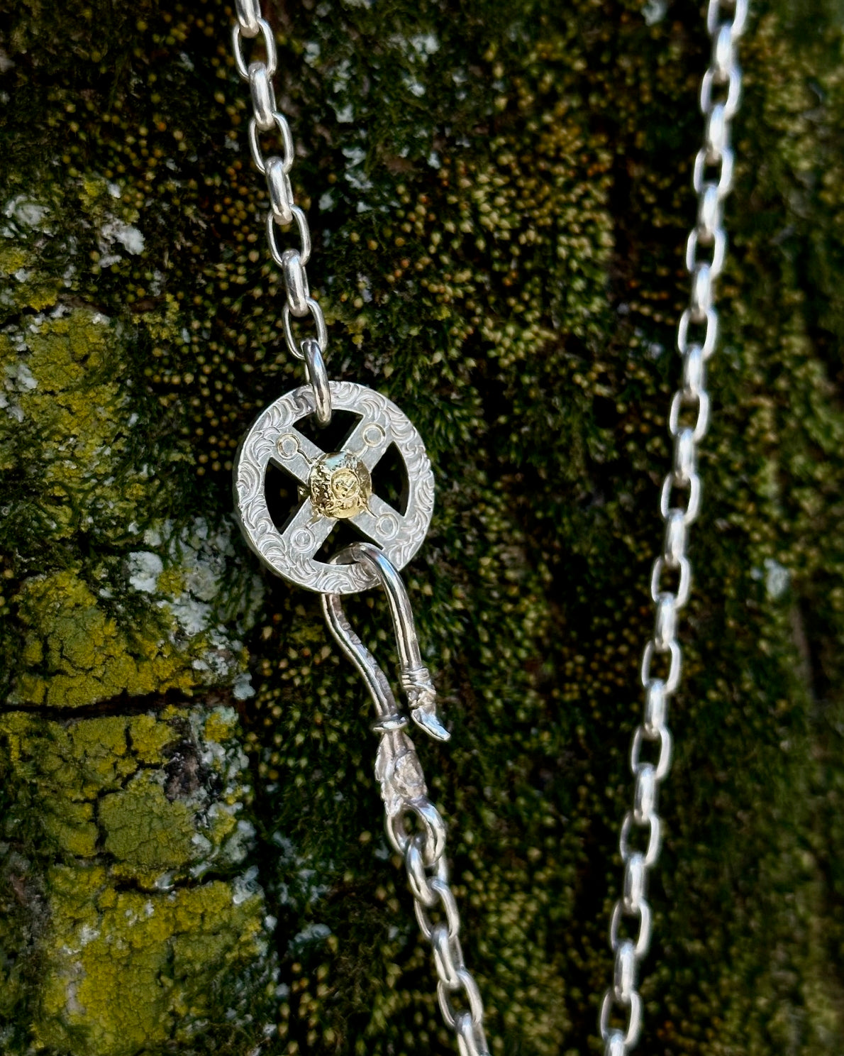 【FIRST ARROW’s ファーストアローズ】P-844 K18付 メディスンホイール（両面彫り）