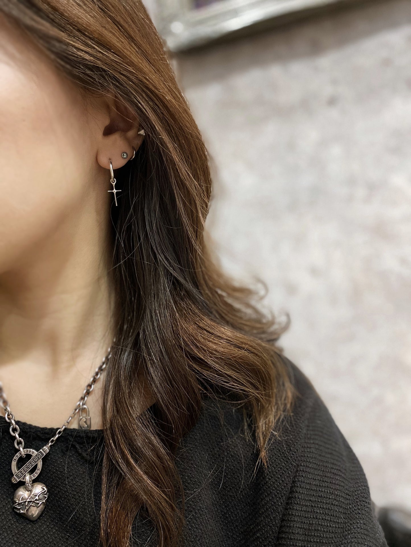 【GODSIZE ゴッドサイズ】THIN HOOP with CROSS/1.8mm