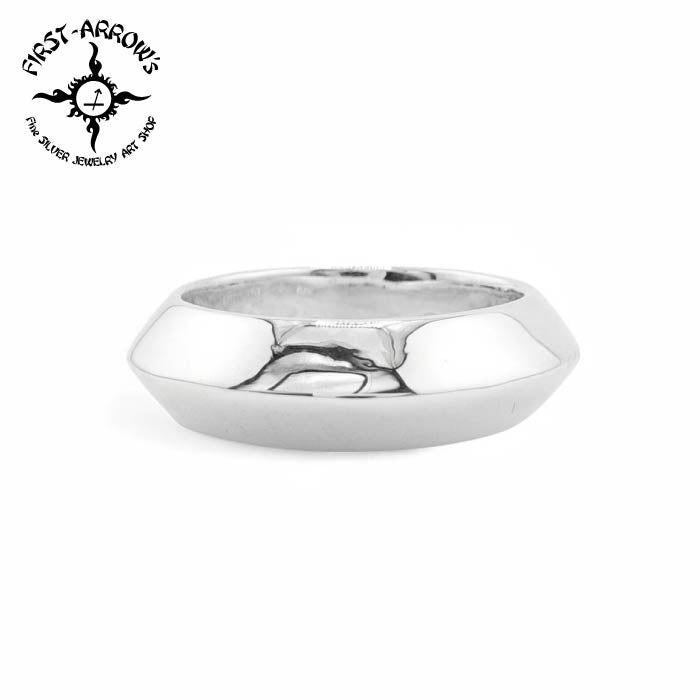 【FIRST ARROW’s ファーストアローズ】R-192  トライアングルリング