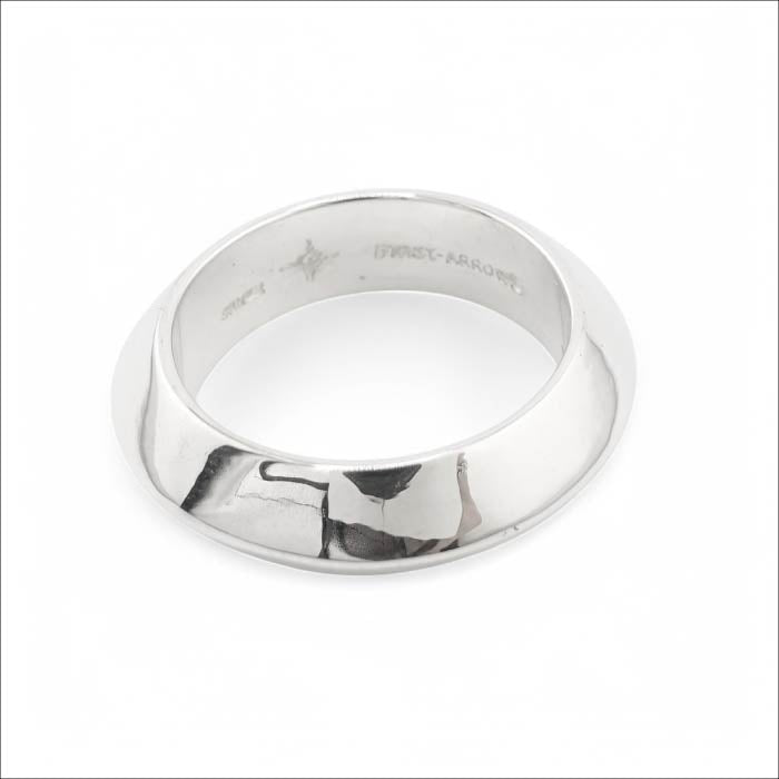 【FIRST ARROW’s ファーストアローズ】R-192  トライアングルリング