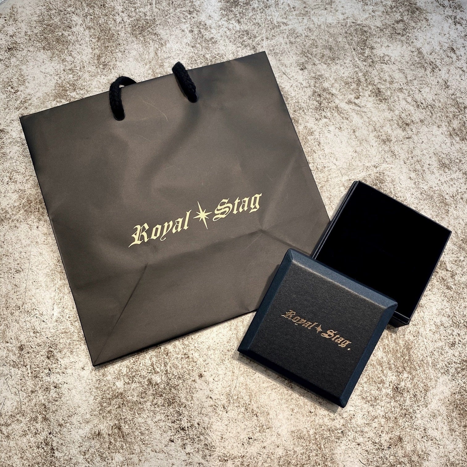 Royal Stag Zest ロイヤルスタッグゼスト】SP25-019 クロスピアス