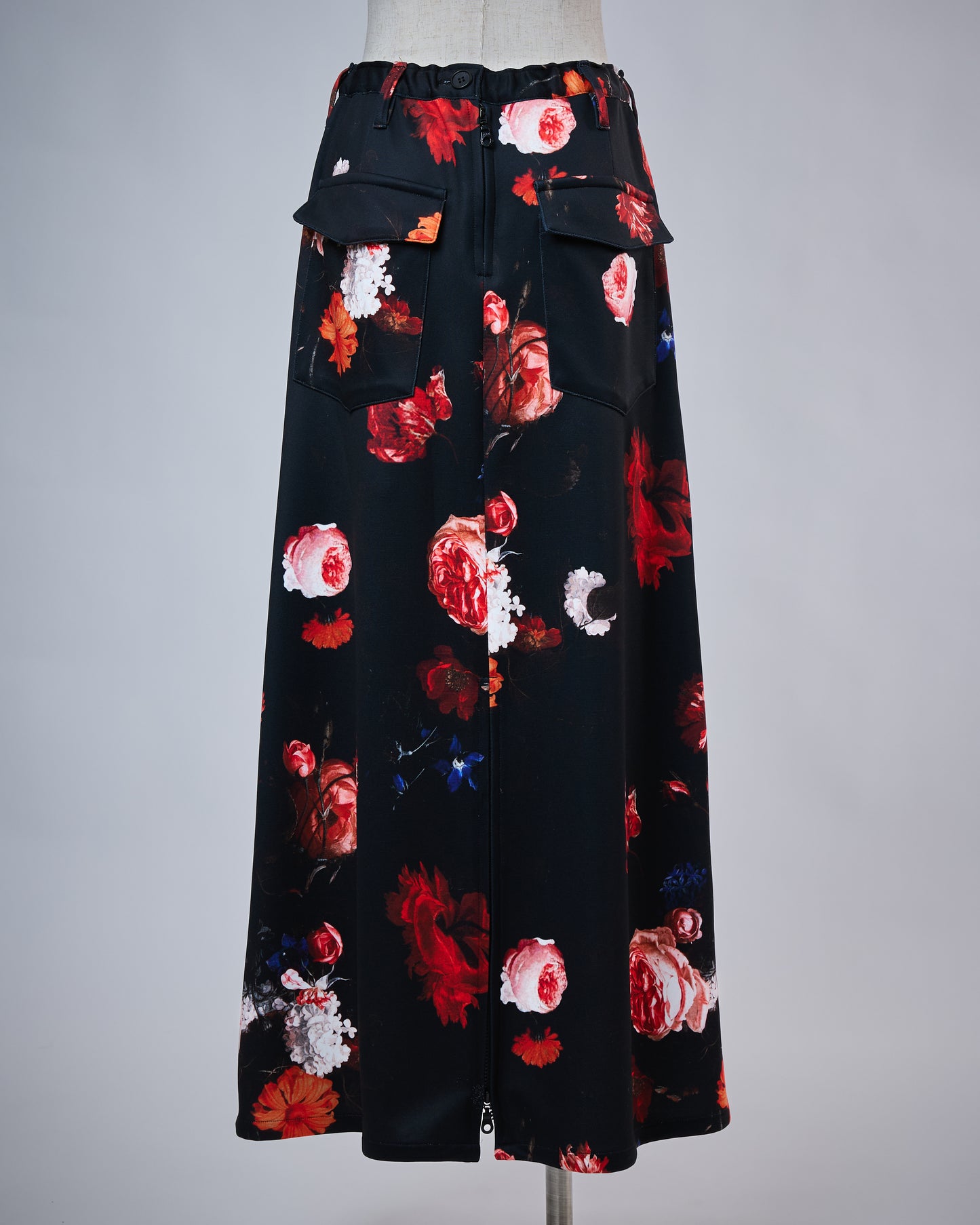 Pre-order [THE ONENESS] OI-OSKT07-900 Back Zip Skirt