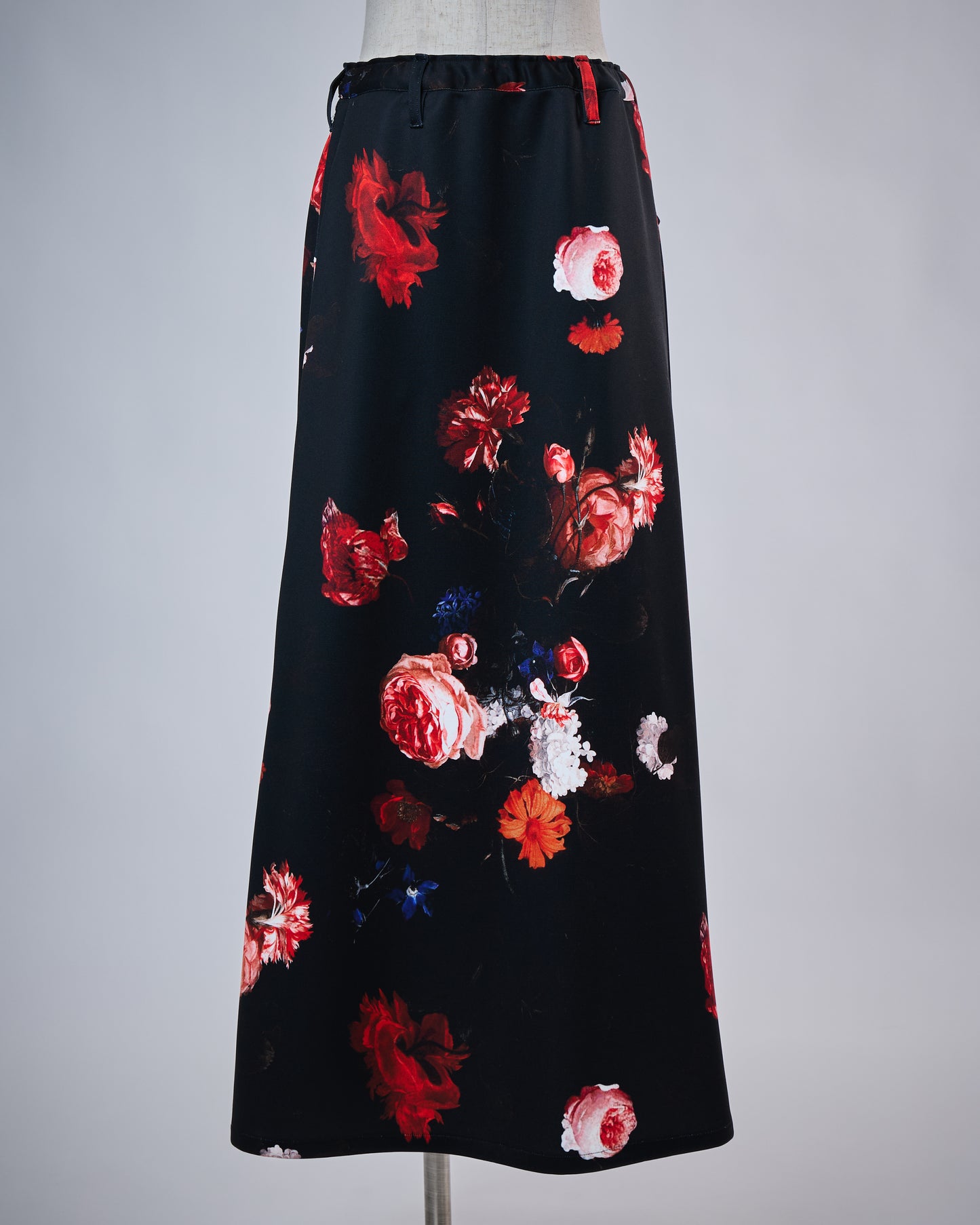 Pre-order [THE ONENESS] OI-OSKT07-900 Back Zip Skirt