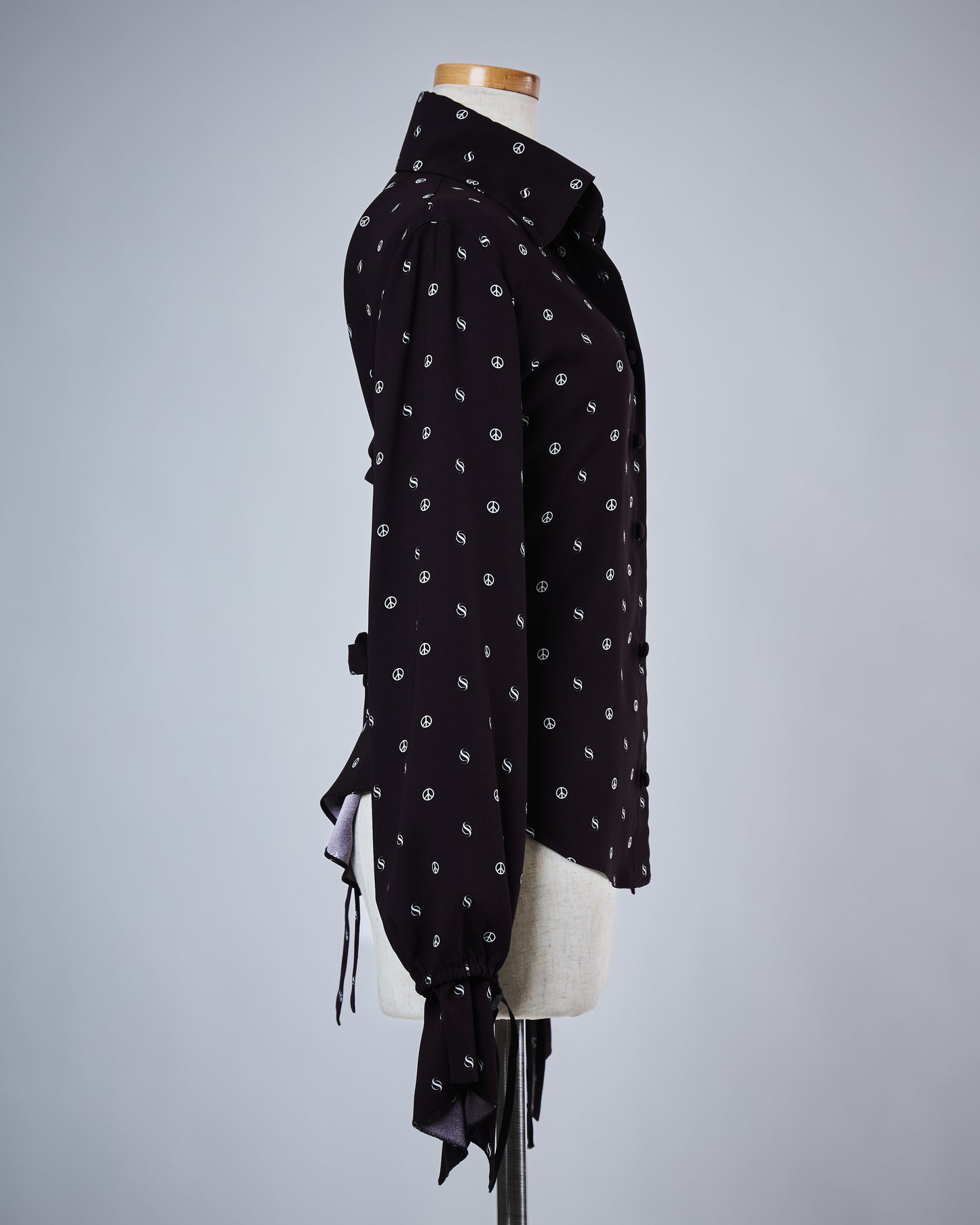 Pre-order [THE ONENESS] OI-OFB05-902 Lace-Up Frill Shirt