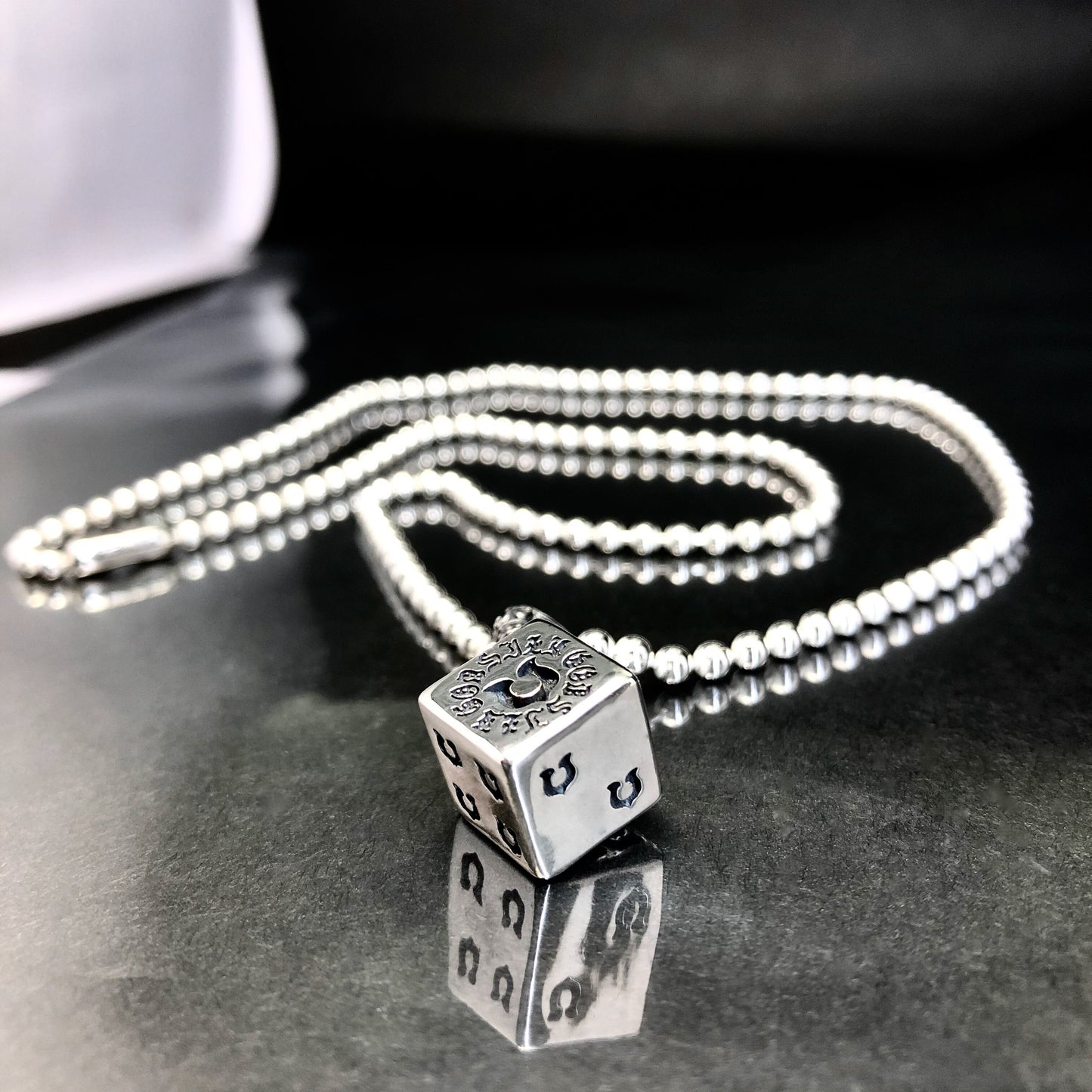 【GODSIZE ゴッドサイズ】GS625PD DICE HORSESHOE Pendant ダイスホースシューペンダント