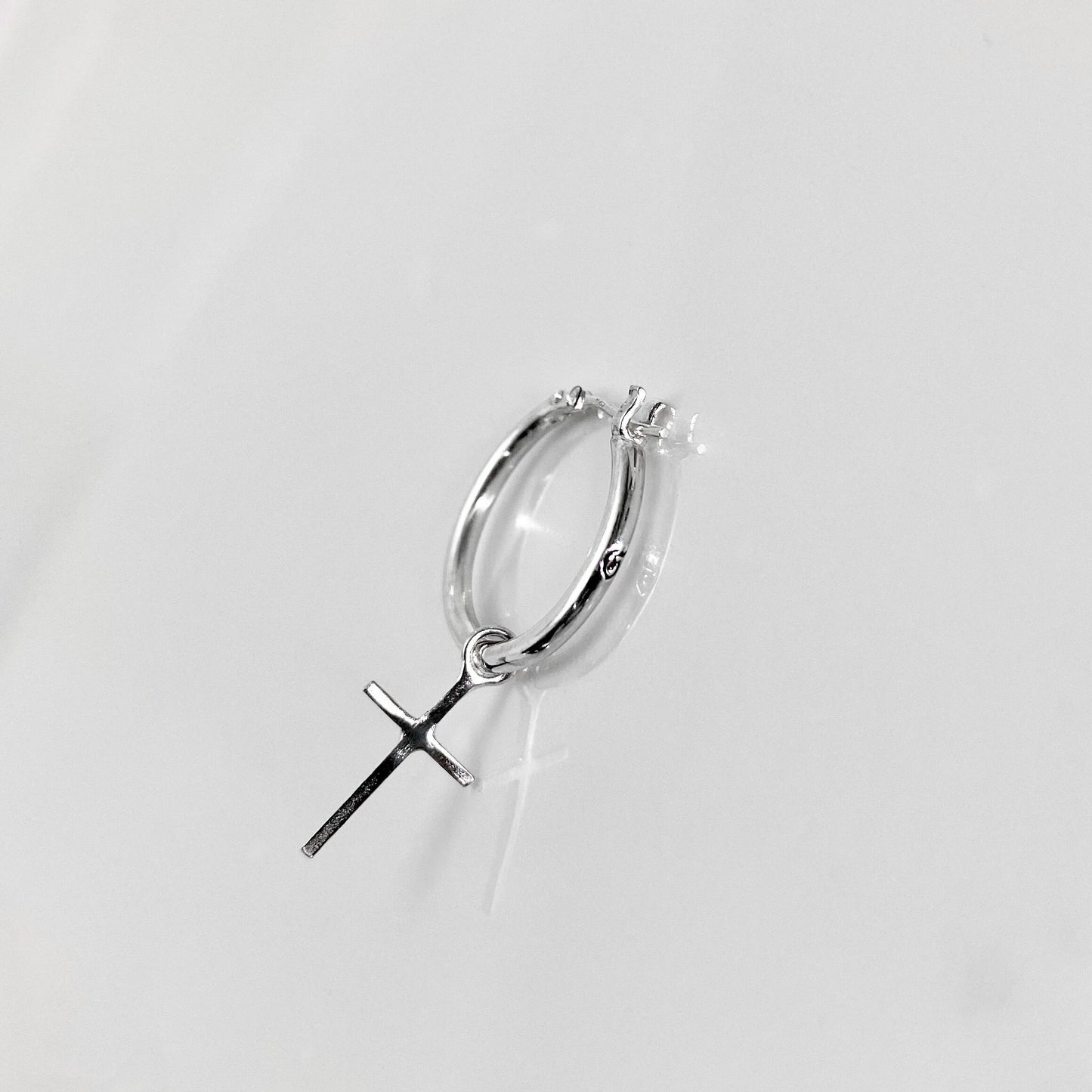 【GODSIZE ゴッドサイズ】THIN HOOP with CROSS/1.8mm