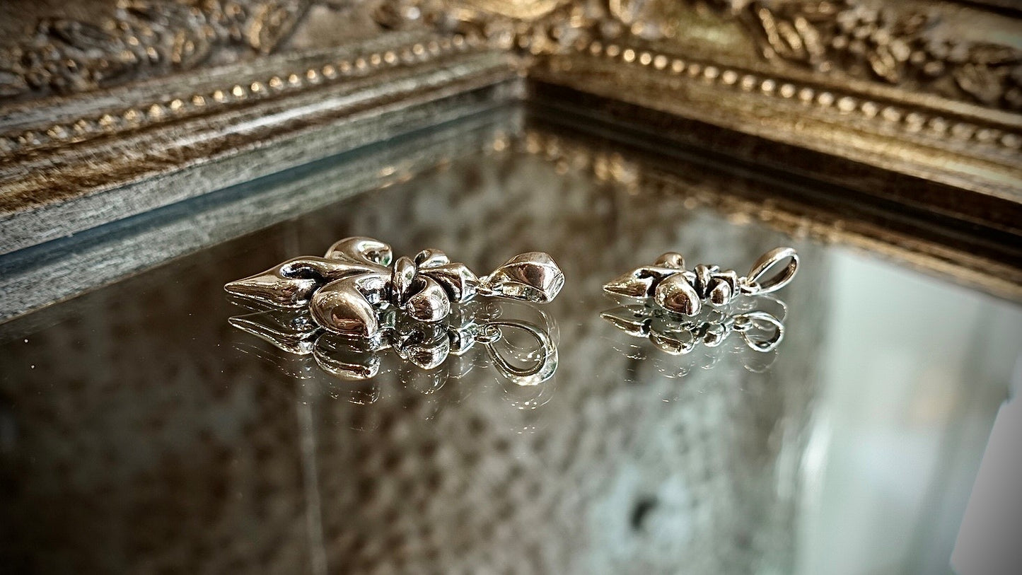 【Bastille バスティーユ】BHAP-005：Lily Pendant リリーペンダント