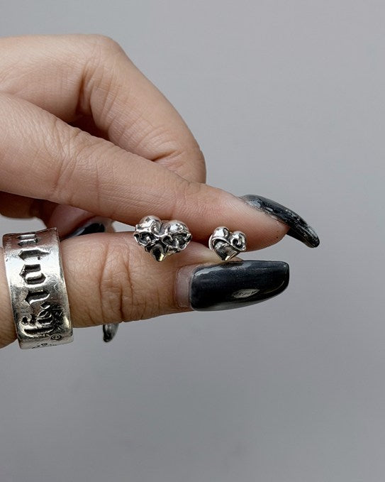 【GODSIZE】GS-STD-021 TINY HEART STUD