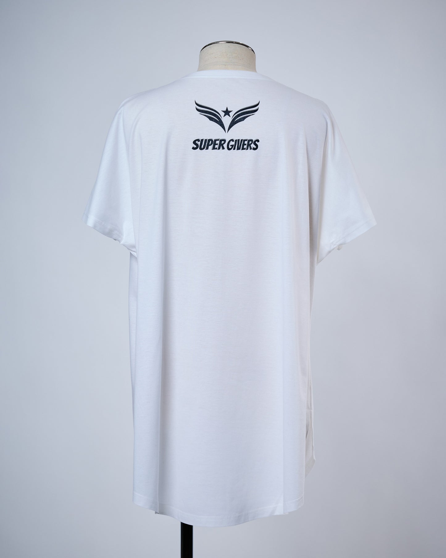 Pre-order available for THE ONENESS OI-HT30-051 Belle French Sleeve T-Shirt (2 colors available).