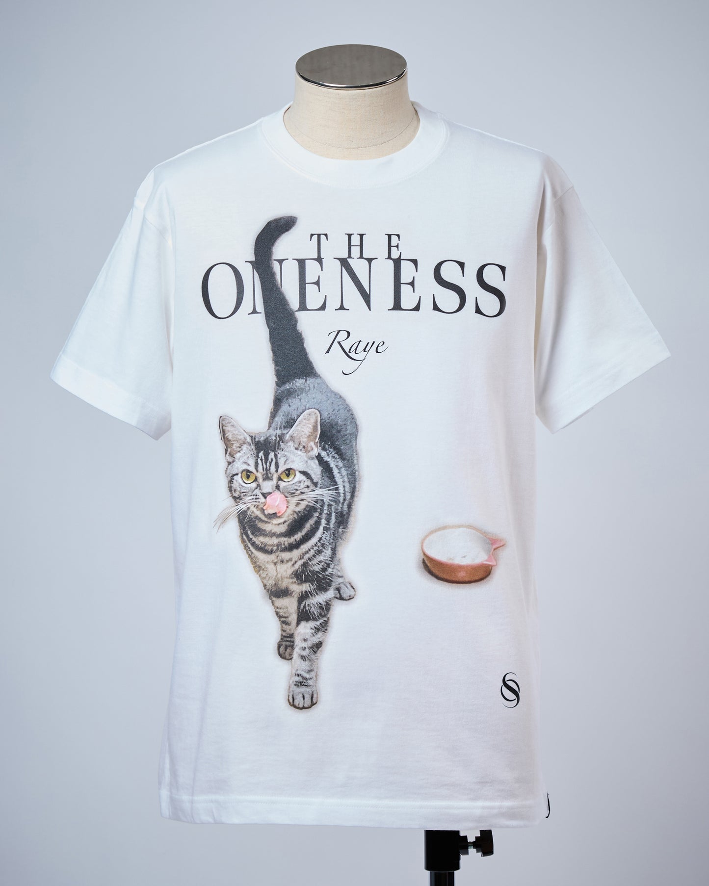 Pre-order available for THE ONENESS OI-OGR-910-Raye T-Shirt (2 colors available).